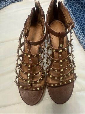 Steve Madden Brown Studded Gladiator Sandals